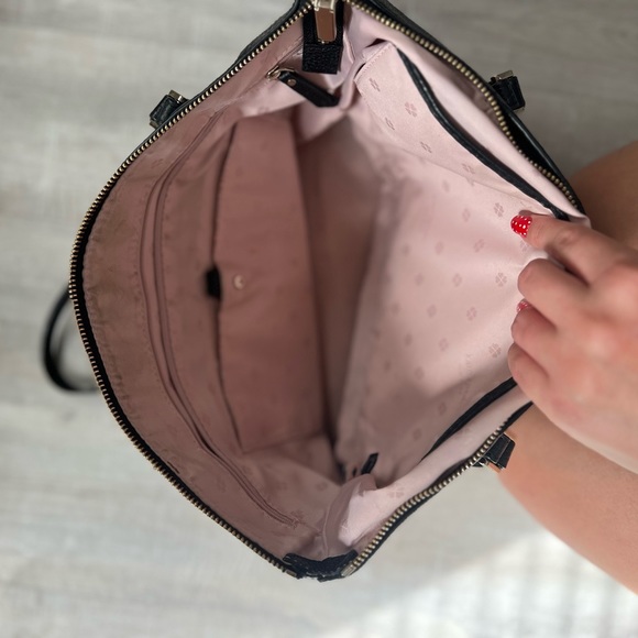 Authentic Kate Spade Purse - Picture 5 of 6